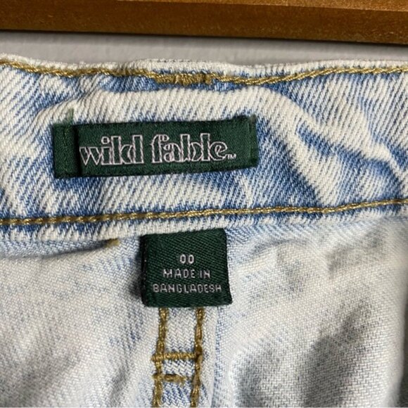 Wild Fable Women’s Light Blue Distressed Super High Rise Straight Leg Jeans - Picture 5 of 9